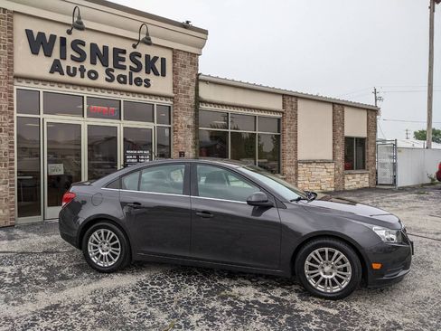 Used 2014 Chevrolet Cruze Eco FWD image 2