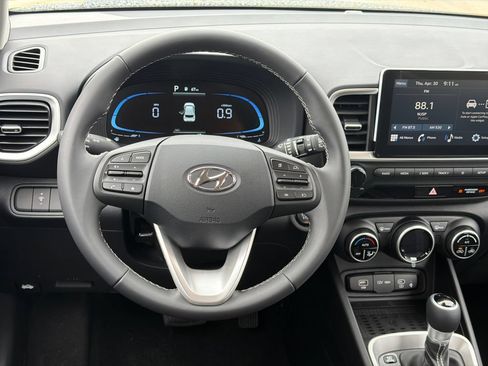 New 2026 Hyundai Venue SEL FWD image 24