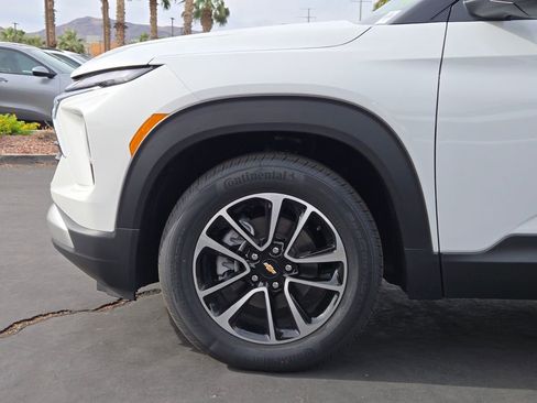 New 2026 Chevrolet TrailBlazer LT w/ Convenience Package FWD image 5