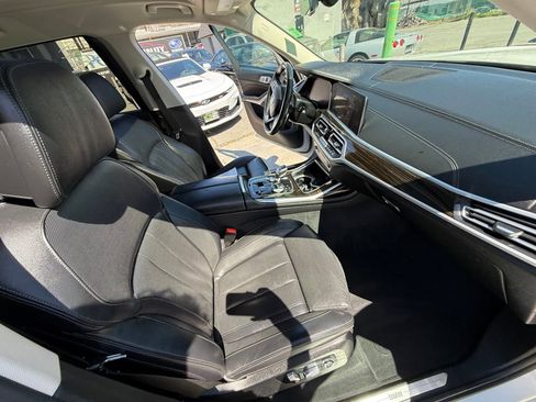 Used 2020 BMW X7 xDrive40i w/ Premium Package image 16