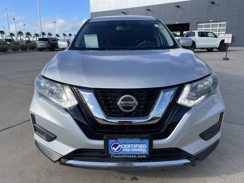 Certified 2018 Nissan Rogue S image 6