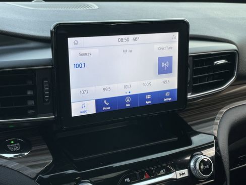 Used 2021 Ford Explorer Limited w/ Hybrid Equipment Group 310A image 32