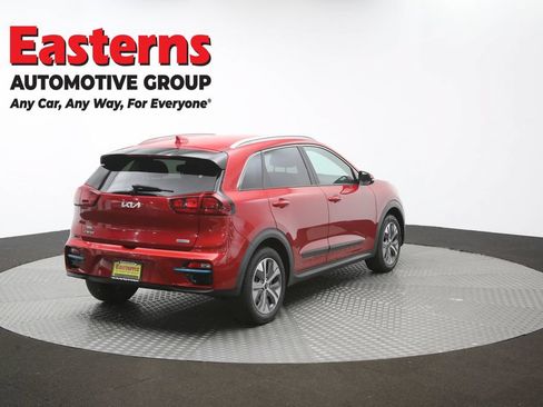 Used 2022 Kia Niro EX w/ Cold Weather Package FWD image 41