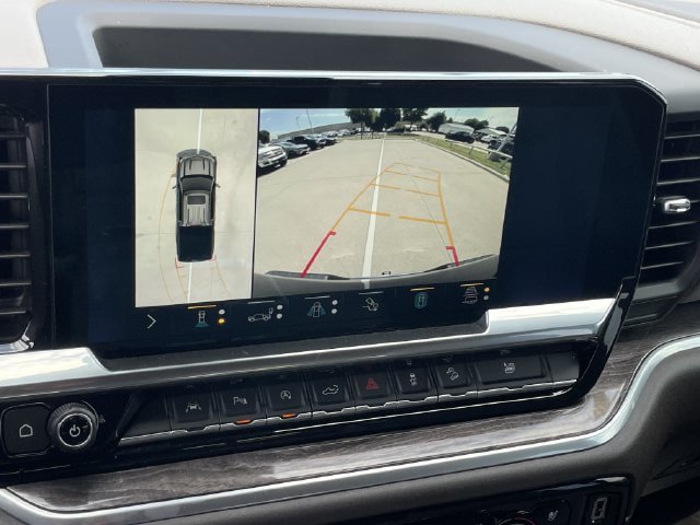 Used 2022 Chevrolet Silverado 1500 LTZ AWD/4WD image 18
