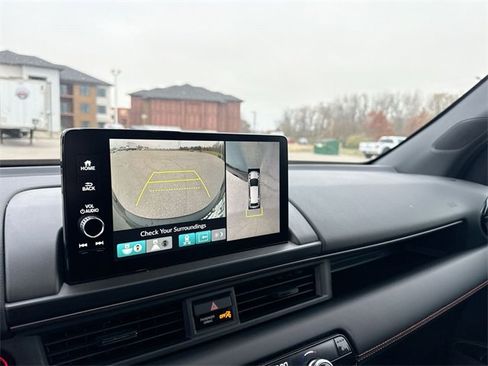 Used 2025 Honda Pilot TrailSport image 24