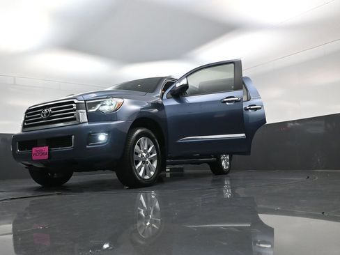 Used 2021 Toyota Sequoia Platinum RWD image 25