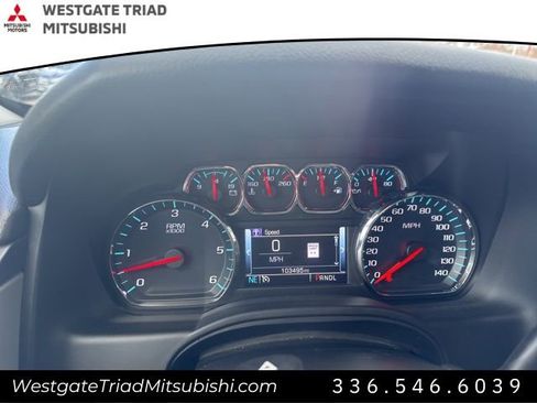 Used 2020 Chevrolet Suburban LT image 16