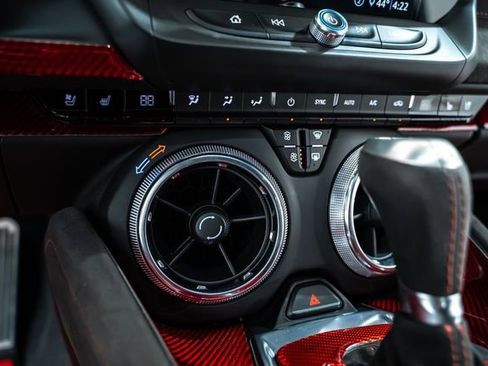 Used 2020 Chevrolet Camaro ZL1 image 33