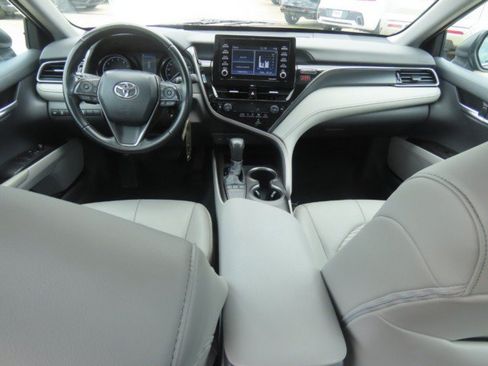 Used 2024 Toyota Camry SE FWD image 20