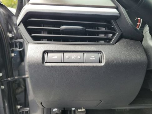 Used 2024 Nissan Altima 2.5 SV FWD image 19