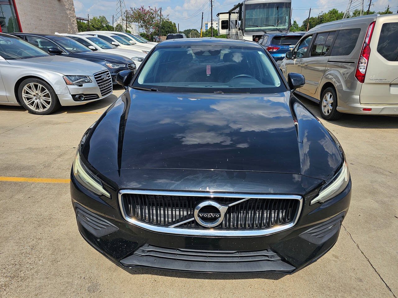 Used 2020 Volvo S60 T5 Momentum FWD image 2