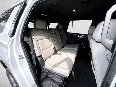 Used 2024 Chevrolet Tahoe LT RWD image 28