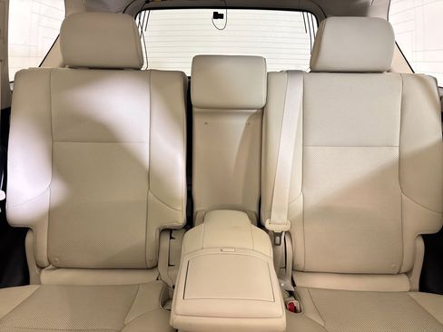 Used 2023 Lexus GX 460 Premium w/ Premium Plus Package AWD/4WD image 26