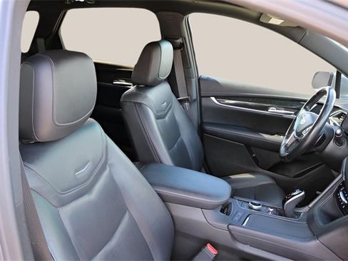Used 2021 Cadillac XT5 Premium Luxury image 21