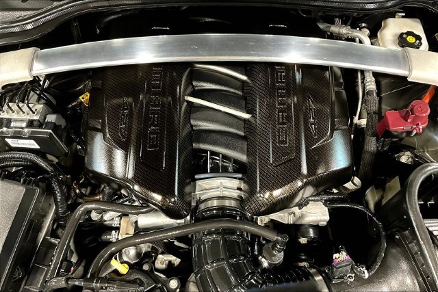 Used 2015 Chevrolet Camaro Z/28 RWD image 25