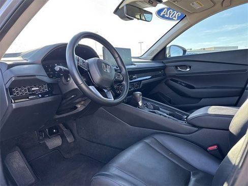 Used 2024 Honda Accord Touring image 11