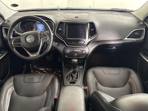 Used 2021 Jeep Cherokee Latitude Lux w/ Comfort/Convenience Group FWD image 14