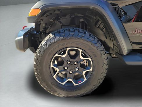 Used 2023 Jeep Wrangler Unlimited Rubicon w/ Cold Weather Group image 36