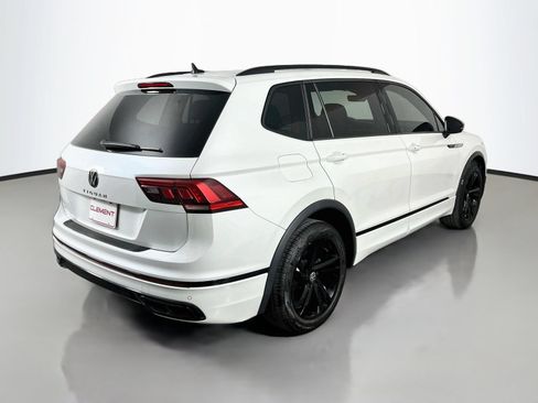 Used 2023 Volkswagen Tiguan SE R-Line FWD image 6