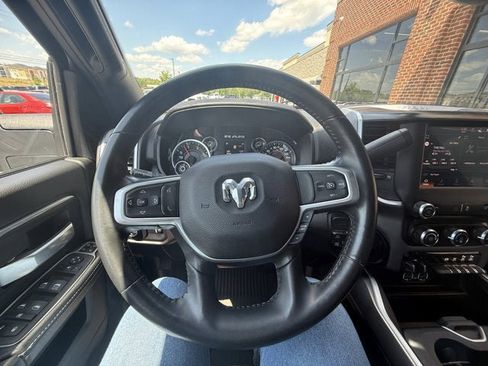 Used 2024 RAM 2500 Big Horn AWD/4WD image 20