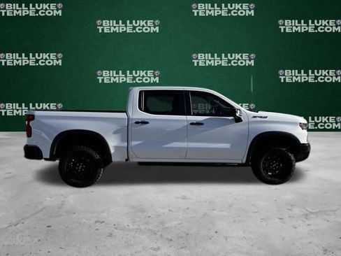 Used 2022 Chevrolet Silverado 1500 ZR2 w/ Technology Package image 3