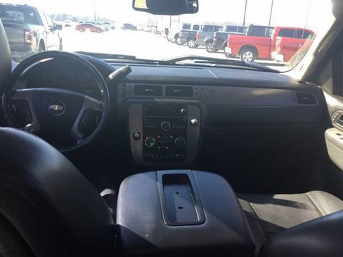 Used 2013 Chevrolet Silverado 2500 LTZ w/ LTZ Plus Package image 13
