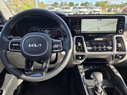 Used 2023 Kia Sorento X-Line EX AWD/4WD image 13