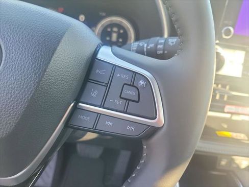 Certified 2026 Toyota Highlander XSE image 28