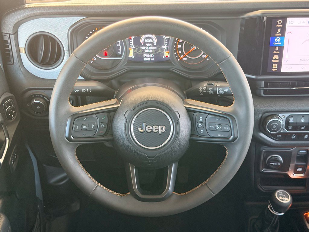 Used 2024 Jeep Wrangler Sport AWD/4WD image 17