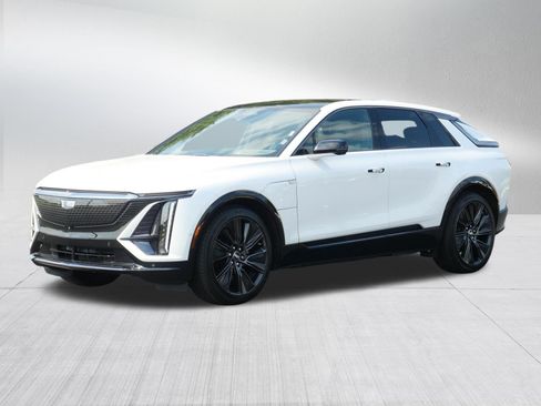 Certified 2024 Cadillac Lyriq Sport w/ Nappa Leather Package AWD/4WD image 3