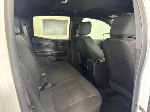 Used 2023 Chevrolet Colorado W/T RWD image 5
