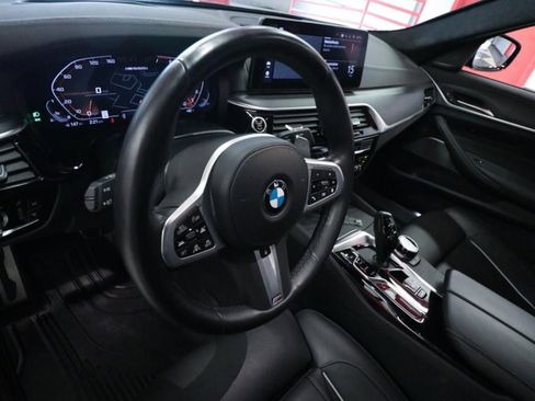 Used 2022 BMW M550i xDrive w/ Executive Package AWD/4WD image 12
