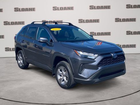 Used 2023 Toyota RAV4 XLE w/ Convenience Package AWD/4WD image 7