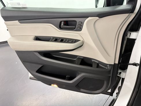 New 2026 Honda Odyssey EX-L image 14