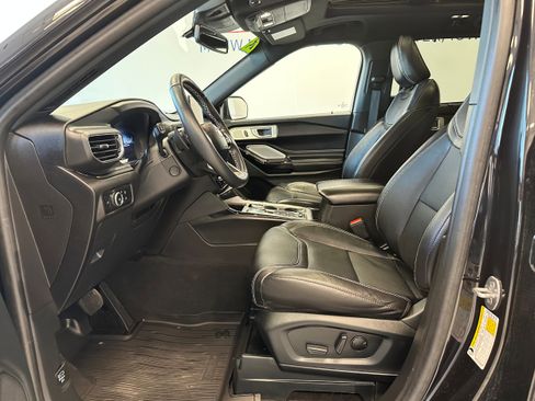 Used 2023 Ford Explorer ST w/ Equipment Group 401A image 11