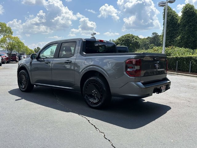 Used 2025 Ford Maverick Lobo AWD/4WD image 3