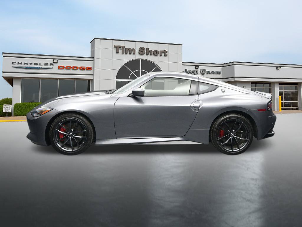 Used 2025 Nissan Z Performance w/ Floor Mat Package RWD image 2