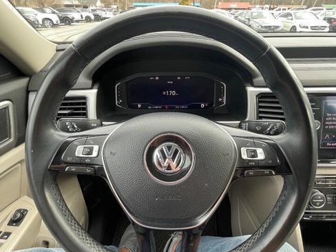Used 2019 Volkswagen Atlas SEL image 23