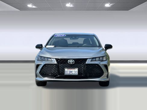 Used 2019 Toyota Avalon XSE w/ Carpet Mat Package image 5
