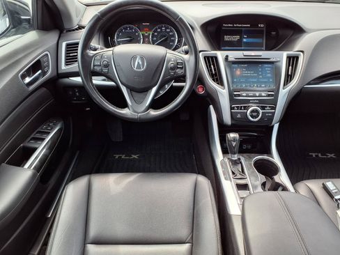 Used 2020 Acura TLX FWD image 2