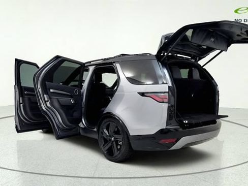 Used 2023 Land Rover Discovery S R-Dynamic AWD/4WD image 16