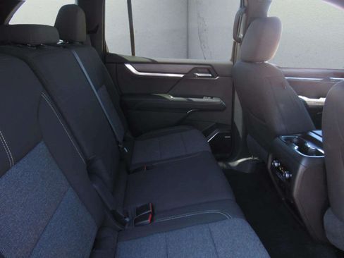 Used 2026 GMC Acadia Elevation FWD image 11