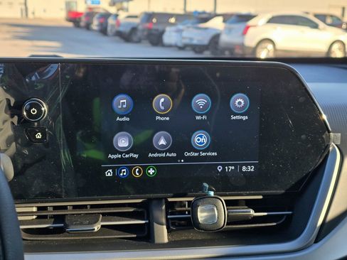 Used 2025 Chevrolet Trax LS w/ Driver Confidence Package image 15