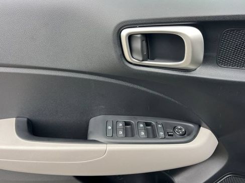 New 2026 Hyundai Venue SEL FWD image 10