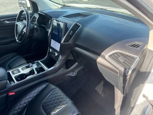 Used 2023 Ford Edge Titanium AWD/4WD image 15