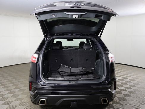 Used 2020 Ford Edge ST w/ Cold Weather Package image 16