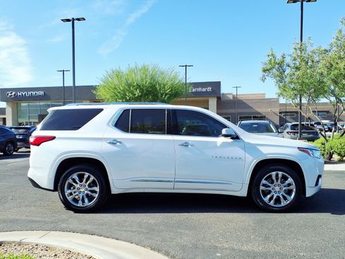 Used 2019 Chevrolet Traverse High Country AWD/4WD image 7