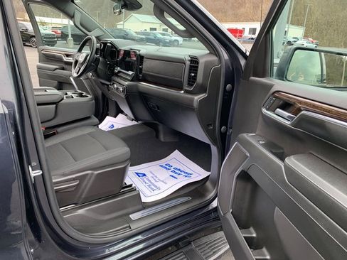 Used 2023 GMC Sierra 1500 Elevation image 22