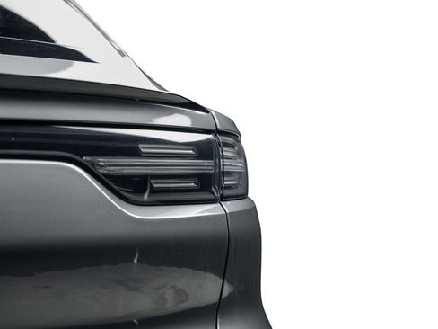 Used 2023 Porsche Cayenne Turbo AWD/4WD image 16