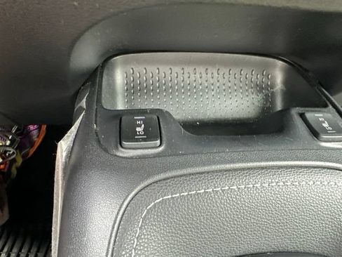Used 2019 Toyota Corolla XSE w/ Carpet Mat Package FWD image 36